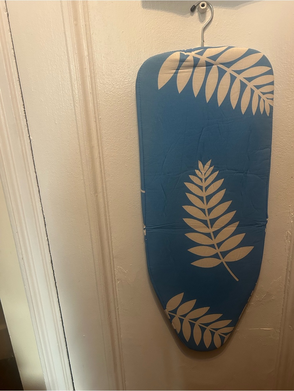 Blue Leaf-Print Sheechung foldable, collapsible hanging tabletop ironing board